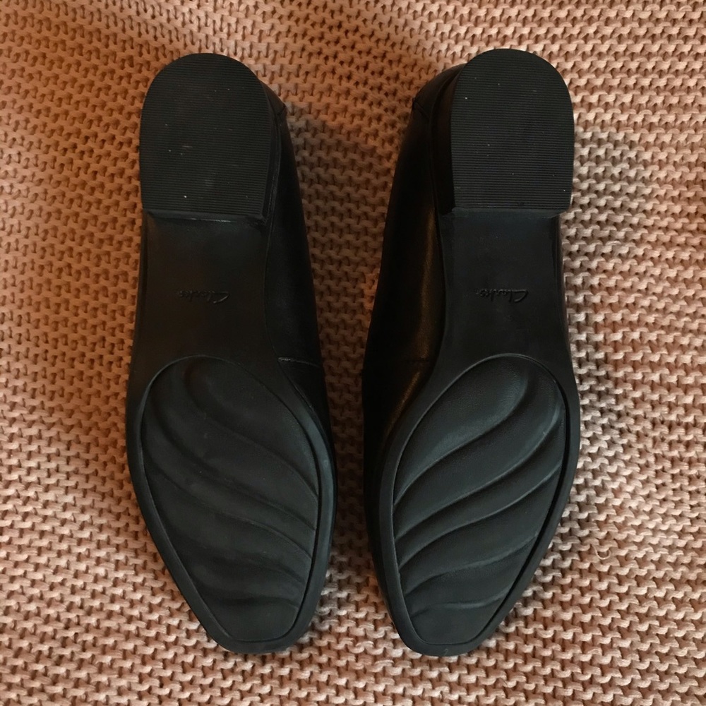 Clarks black leather loafers - Picture 4 of 5